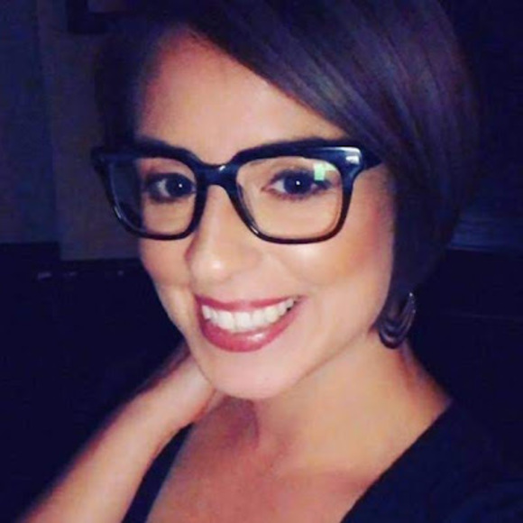 Meet your Posher, Jolene - Picture 1 of 1